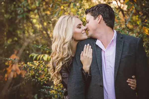 Darby & Garrett's Hot Air Balloon Engagement Session - photo by SheHeWe Photography - midsouthbride.com 19