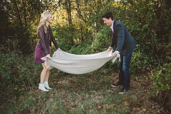 Darby & Garrett's Hot Air Balloon Engagement Session - photo by SheHeWe Photography - midsouthbride.com 6