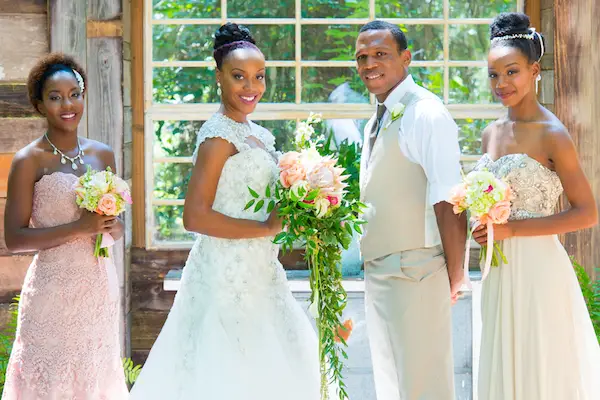 Natural Country Chic Wedding Inspiration Styled Shoot - photo by Bee Photography LLC - midsouthbride.com 29