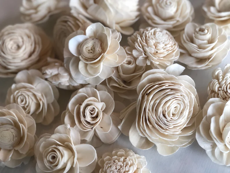 Assorted Loose Sola Wood Flowers by Pine & Petal Weddings