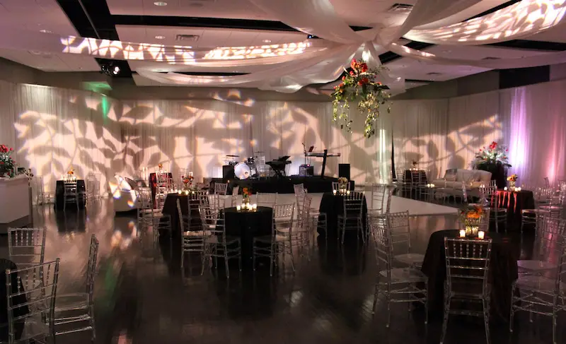Wedding reception at Halloran Centre Memphis Wedding Venue