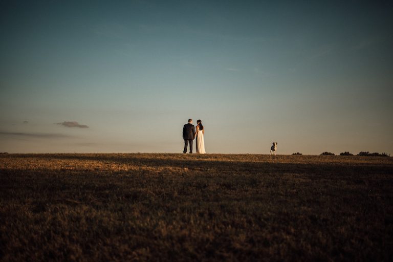 Intimate-Elopement-in-Tennessee-photo-by-The-Warmth-Around-You